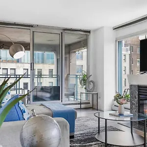 City Skyline Dt 3br Dt With Free Parking Apartment Vancouver